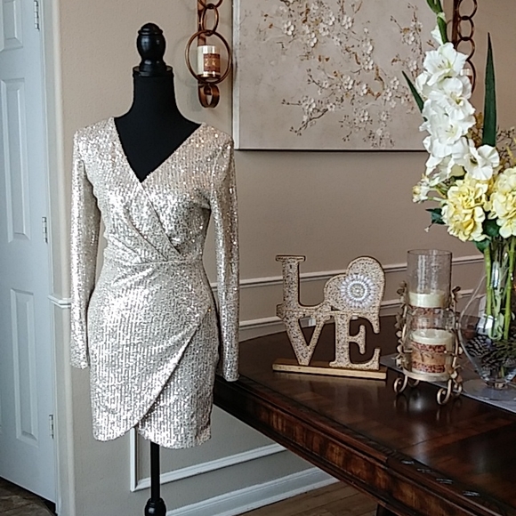 CBR Dresses & Skirts - Sequined long Sleeves Mini Dress by CBR. Size M